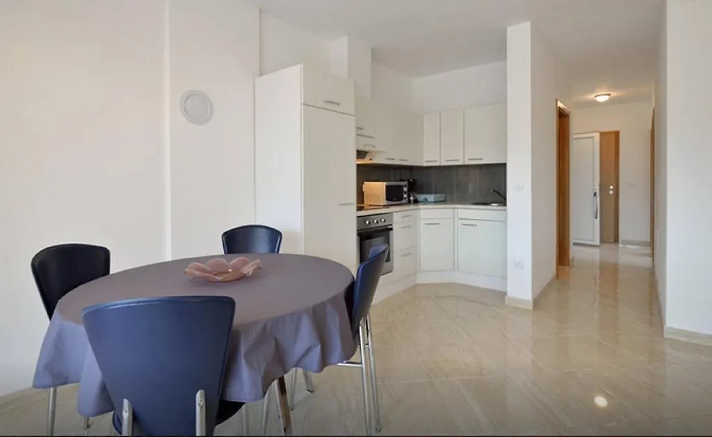 Apartment Una Pula
